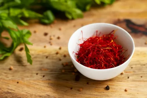 تصویر 4 از خرید زعفران پوشال عمده با کیفیت تضمینی
